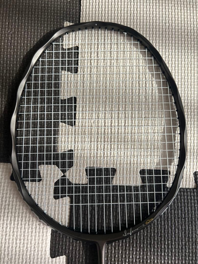 美品　GOSEN インフェルノスマートプラスコア　4UG6 バドミントンラケット