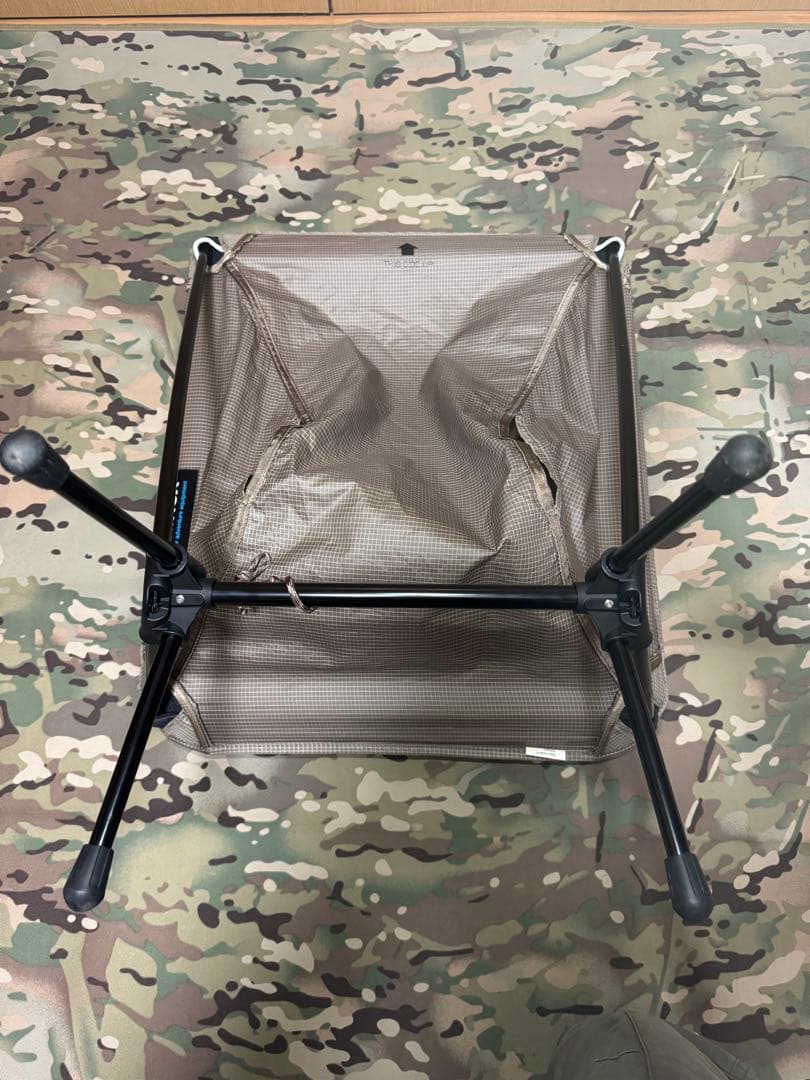 ヘリノックス　チェアゼロ　サンドカラー