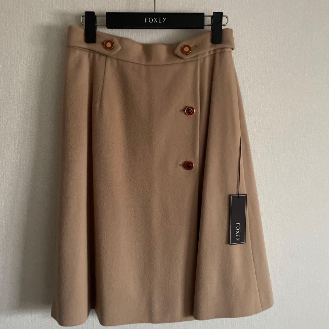 FOXEY ベージュ ひざ丈スカート