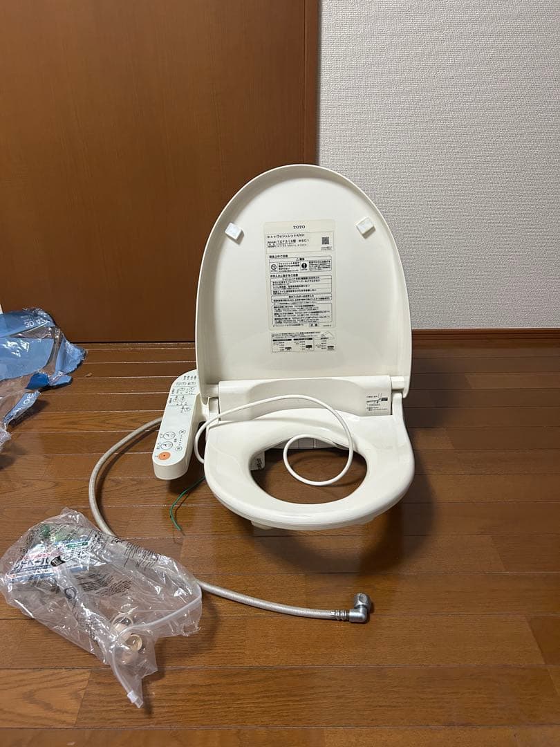 TOTO TCF316型 温水洗浄便座 ホワイト