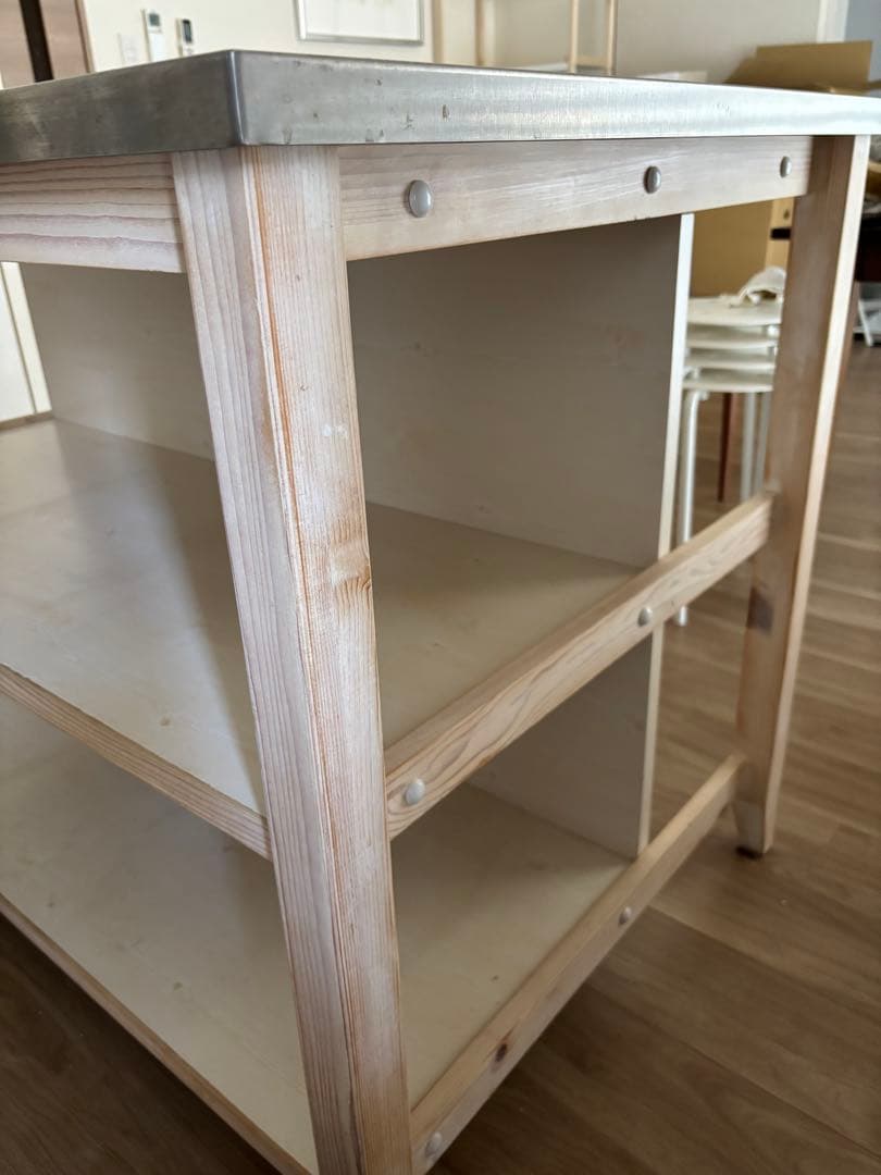 ニトリ　ワークテーブル キッチンテーブル　シナモ