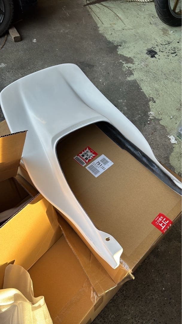 ゼファーχ ジョーカーズ　アウトバーンテール新品！