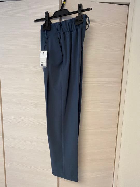 【新品】MACHATTマチャット　タックテーパードパンツ（ロング）