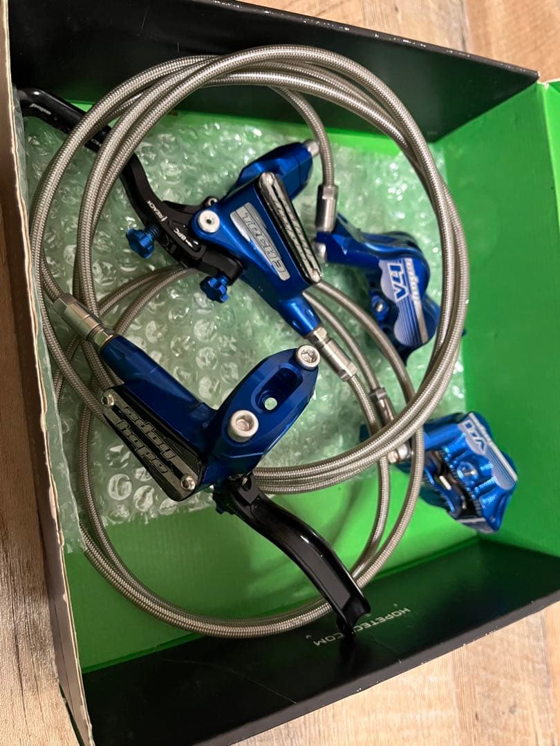 hope tech E v4 ブルー