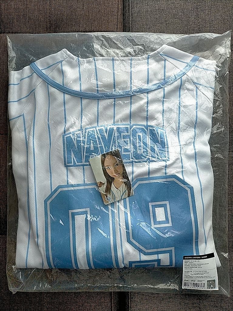 ૮*ა様 新品未開封 twice ナヨン ユニフォーム トレカ 9ROU