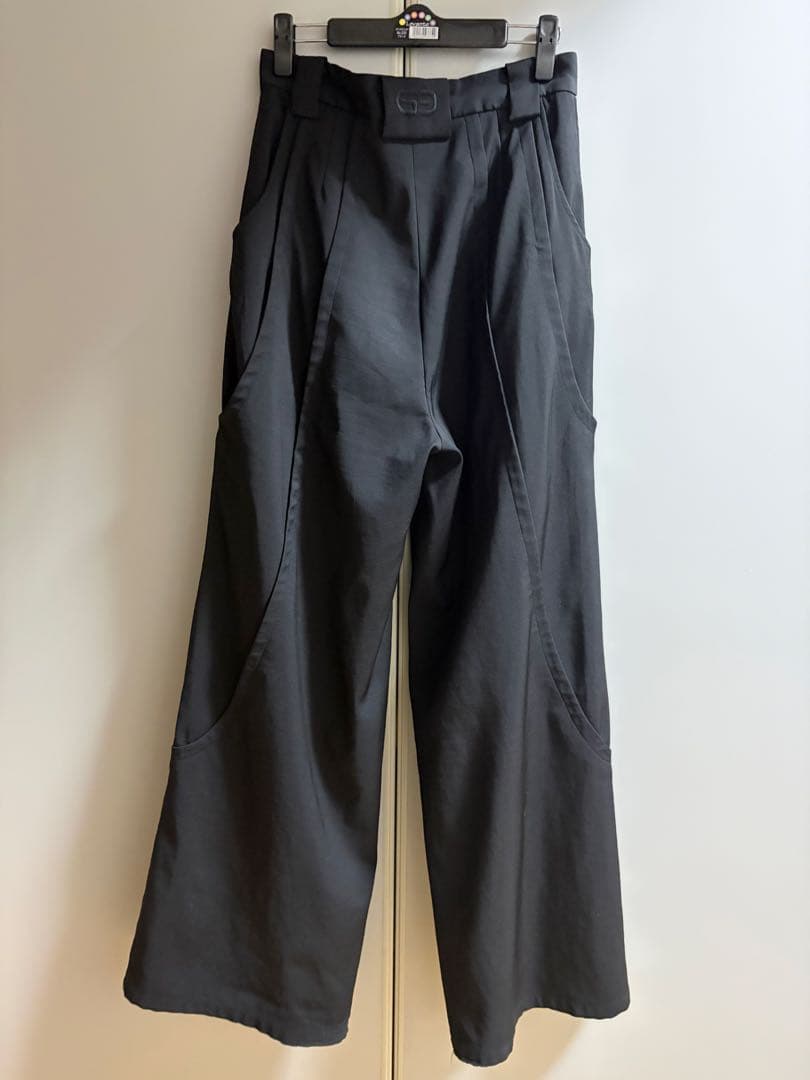 goatessence スラックス　サイズ3