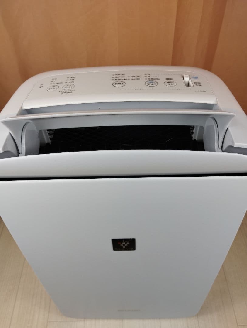 未使用　除湿、冷風機能　SHARP CM-R100-W