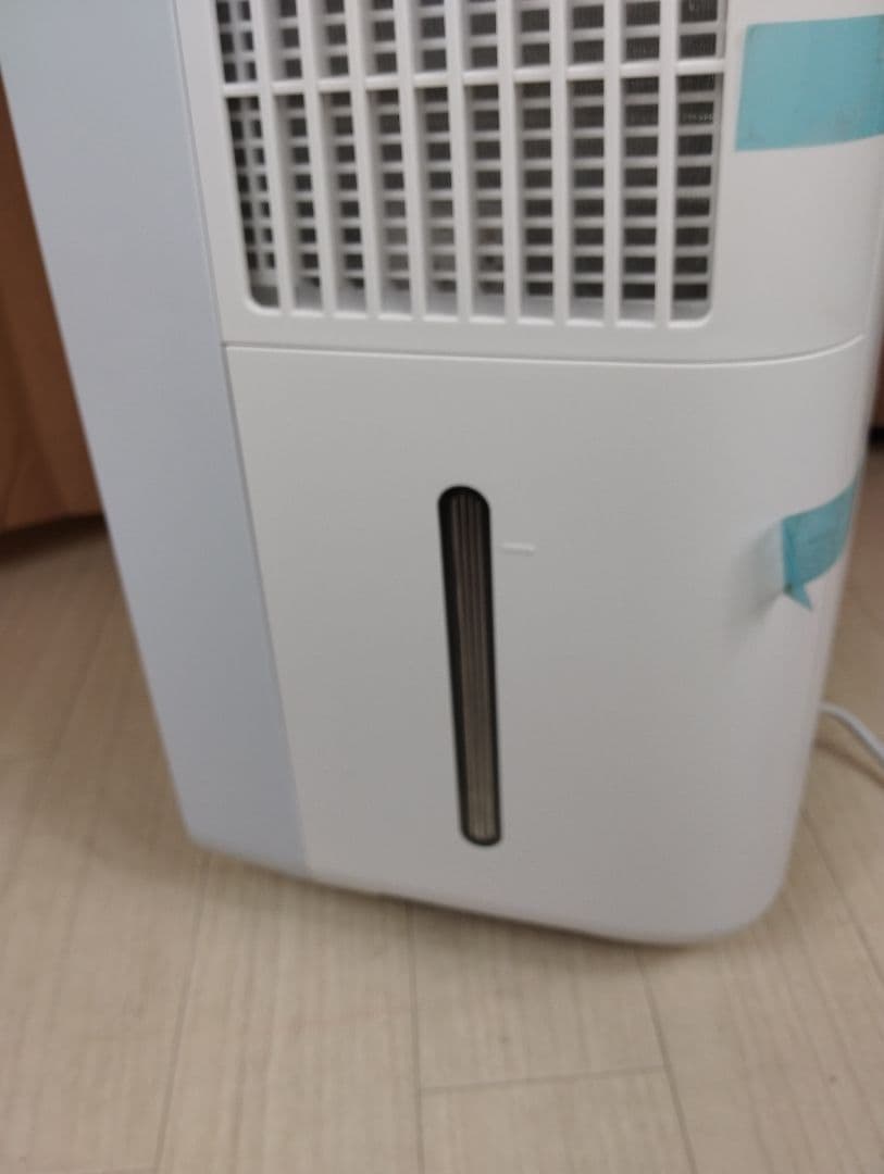 未使用　除湿、冷風機能　SHARP CM-R100-W