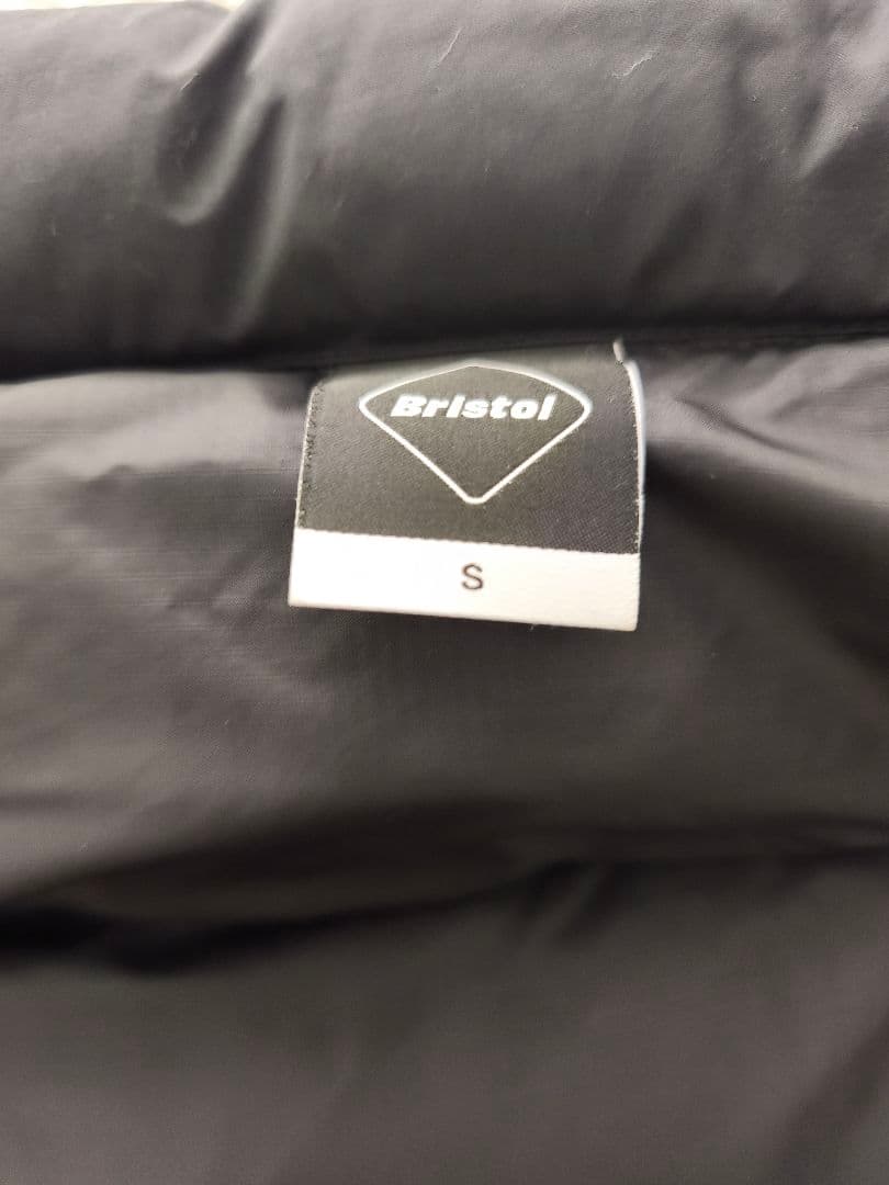 22AW f.c.real bristol fcrb ダウンベスト　S