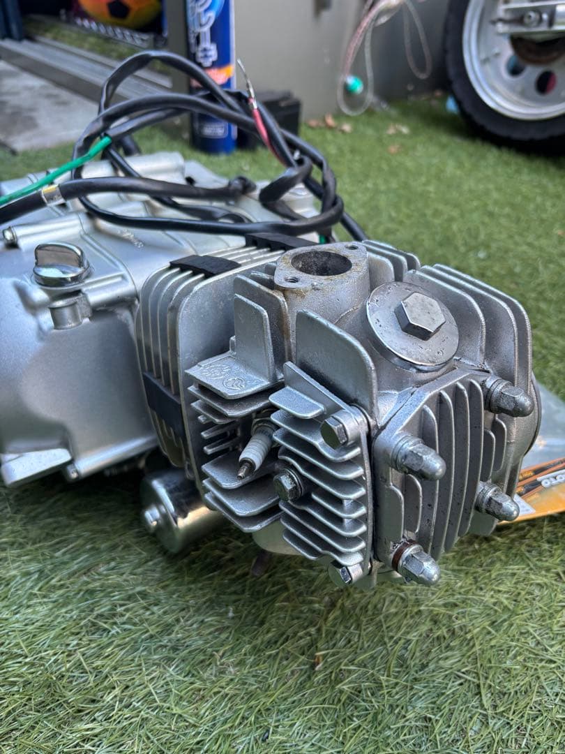 中華エンジン　ホンダ横型　互換　124cc 実働　キックスピンドル　難あり