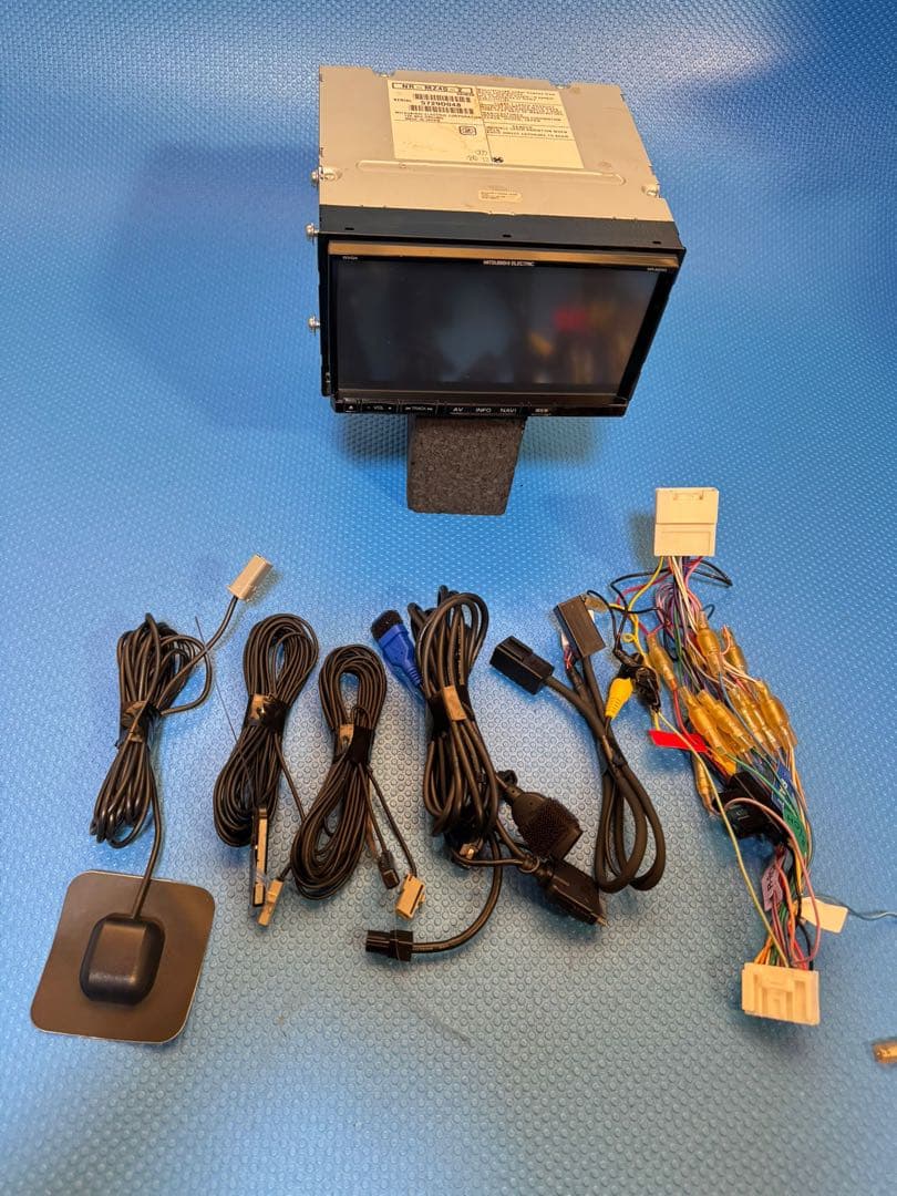 三菱　NR-MZ40-2 2chフルセグＴＶ内蔵メモリーカーナビ