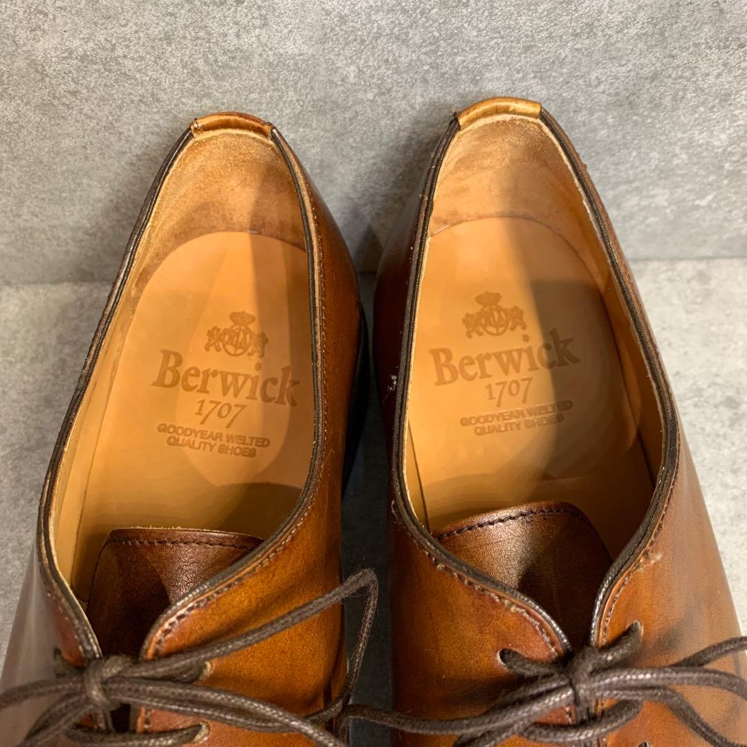 【極美品】Berwick バーウィック 2429 ホールカット 25.5cm