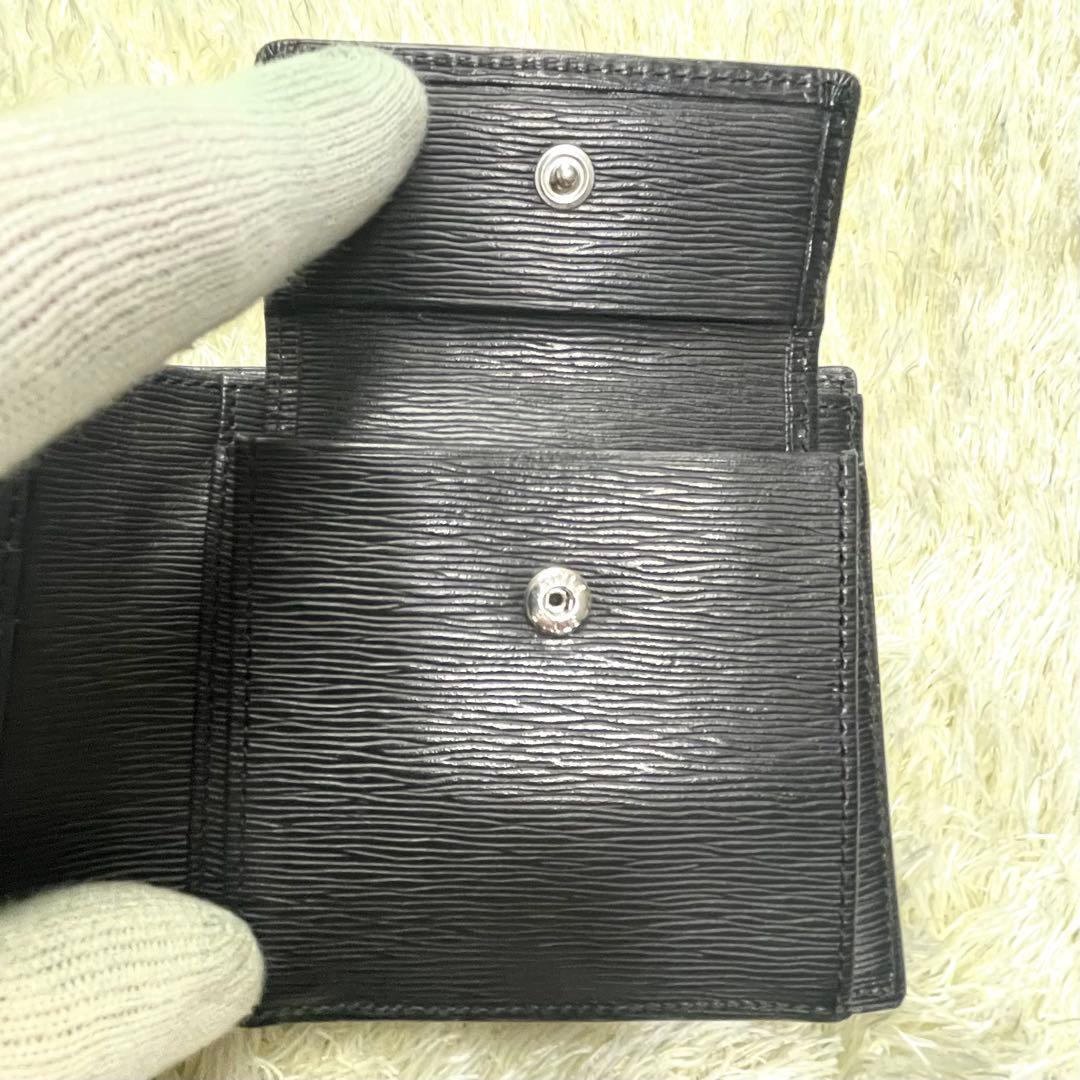 美品 ヴィヴィアンウエストウッド 二つ折り財布 ブラック
