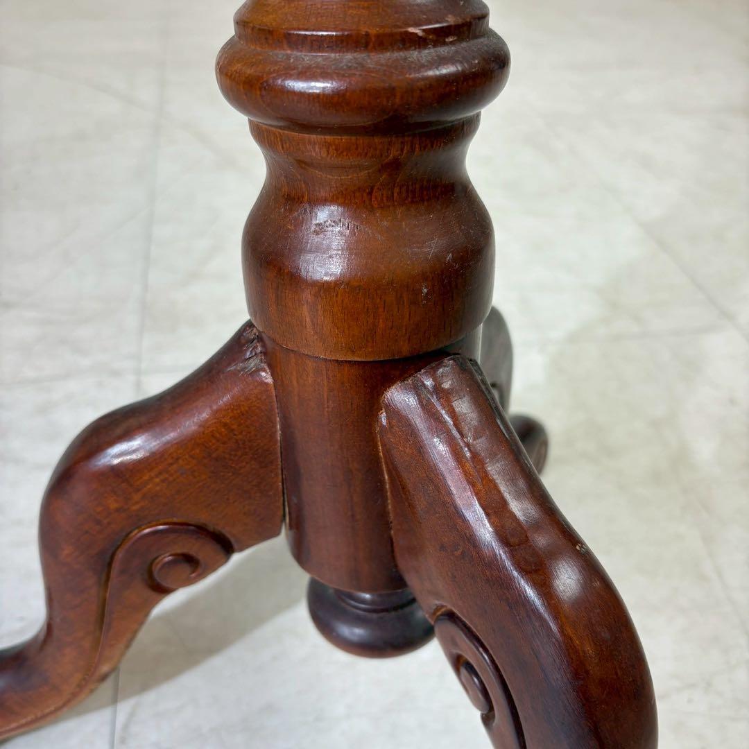 イタリア製　アンティーク調　ティーテーブル　コーヒーテーブル　サイドテーブル