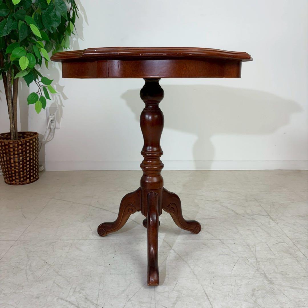 イタリア製　アンティーク調　ティーテーブル　コーヒーテーブル　サイドテーブル