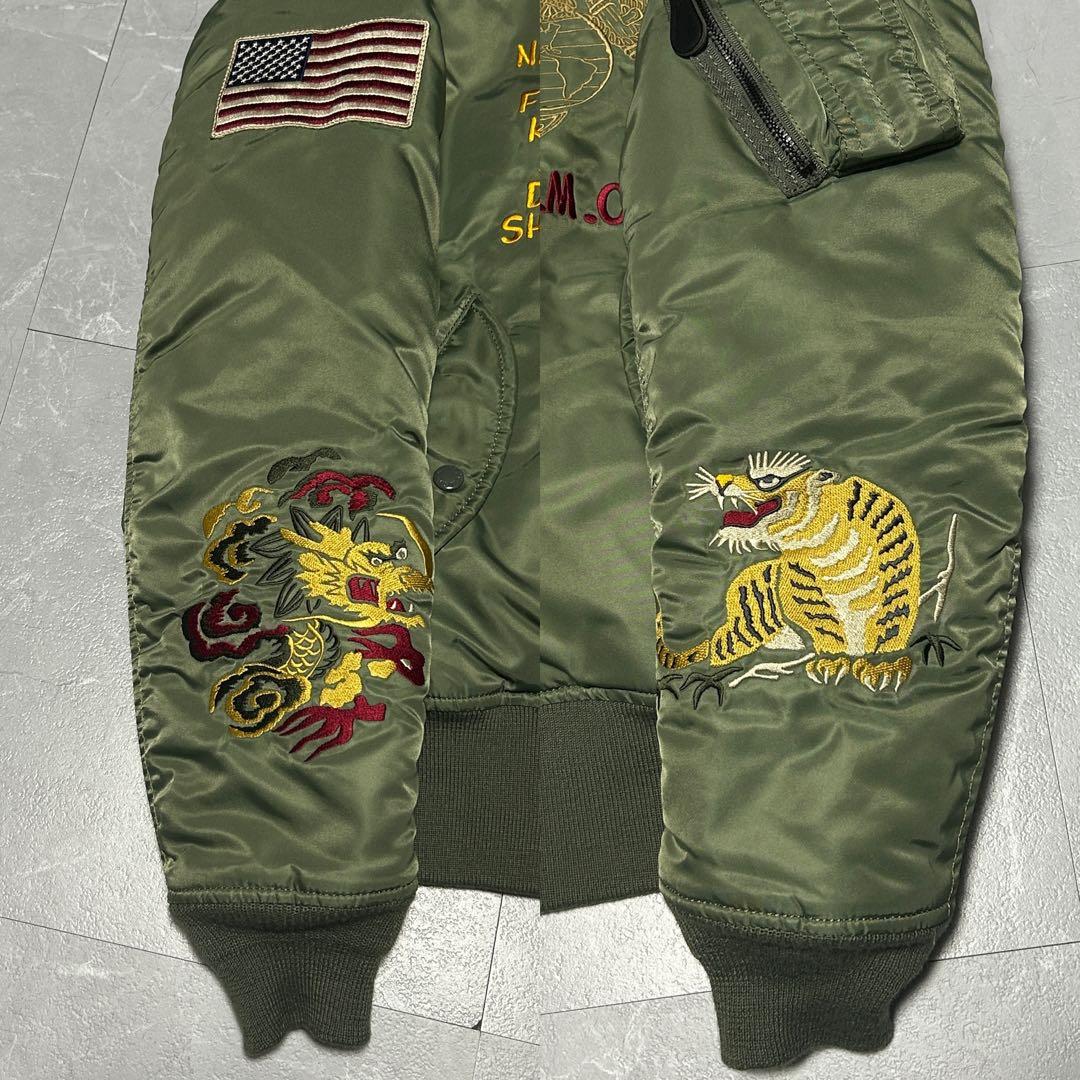 ☆希少☆新品級【AVIREX】MA-1 フライトジャケット 豪華刺繍 虎 龍