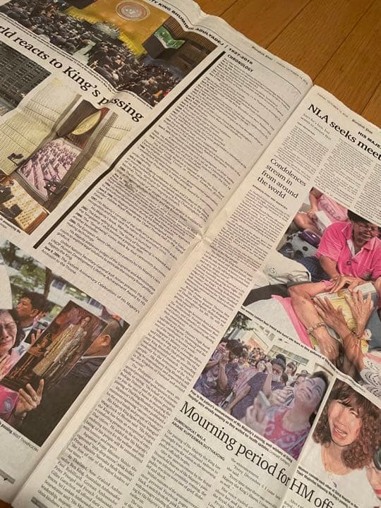 プミポン国王　新聞　タイ　バンコク