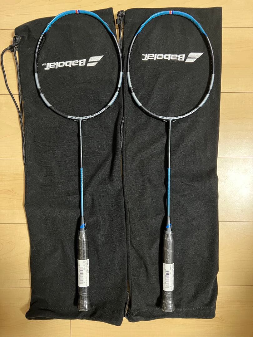 サテライトエッセンシャル 4U5 2本セット BabolaTバドミントンラケット