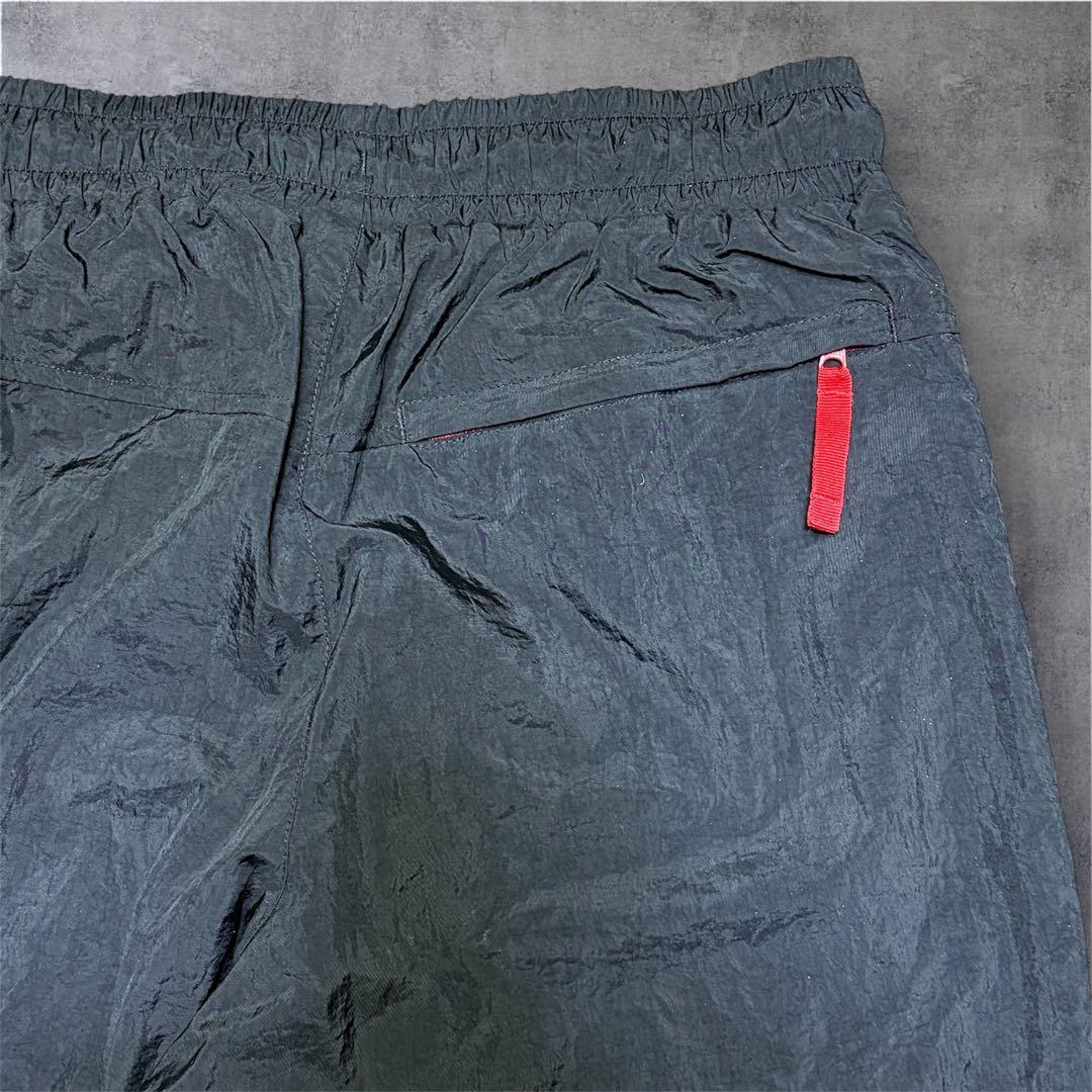 海外限定 NIKE ナイキ ナイロン セットアップ 黒 赤 S