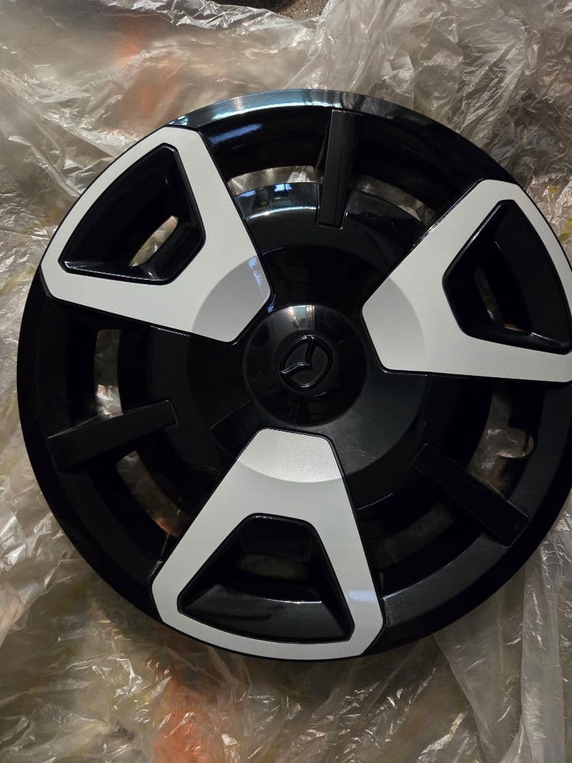 MAZDA2 純正 ホイールキャップ ブラック×シルバー