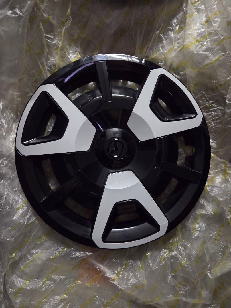 MAZDA2 純正 ホイールキャップ ブラック×シルバー