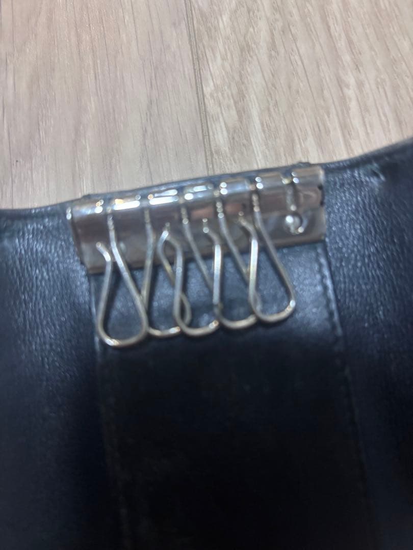 CHANEL ブラック レザー キーケース