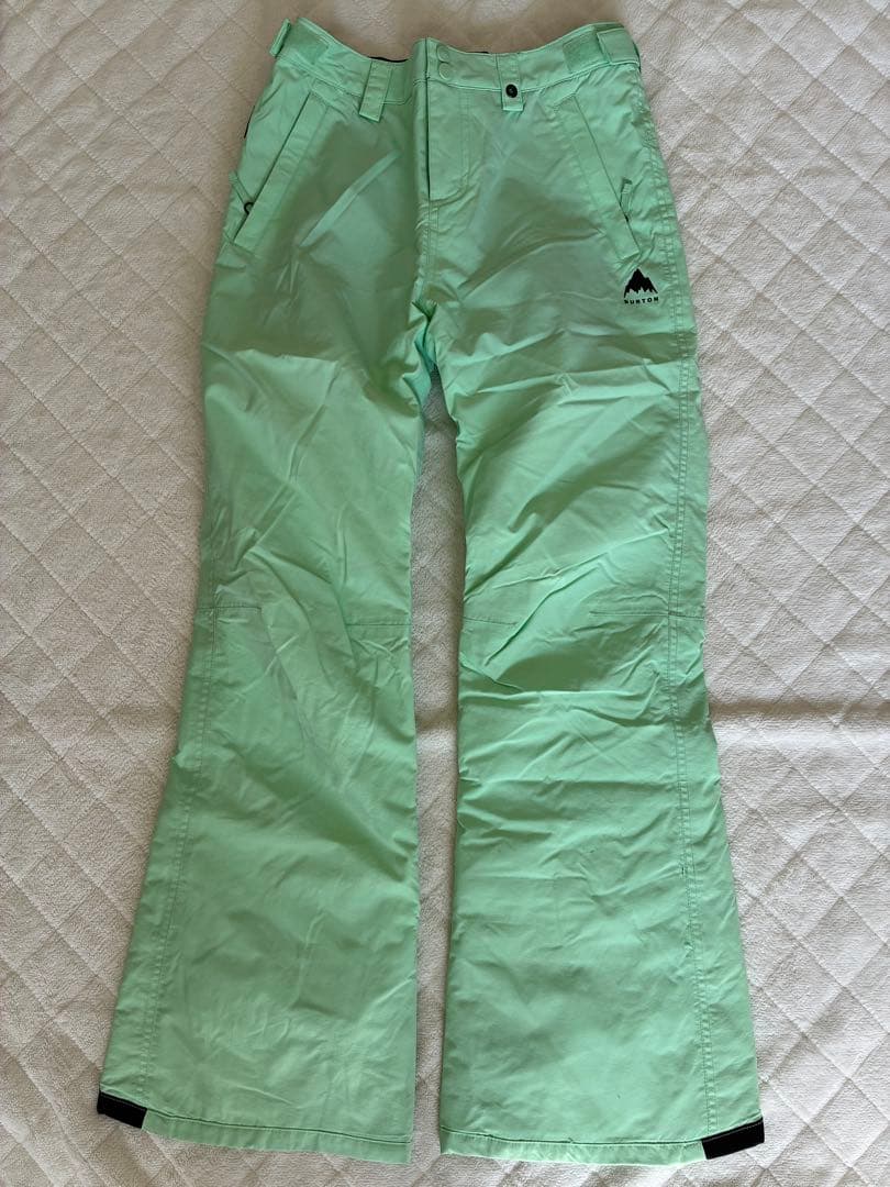 ★burtonキッズスノボード・スキーウェア上下セット★