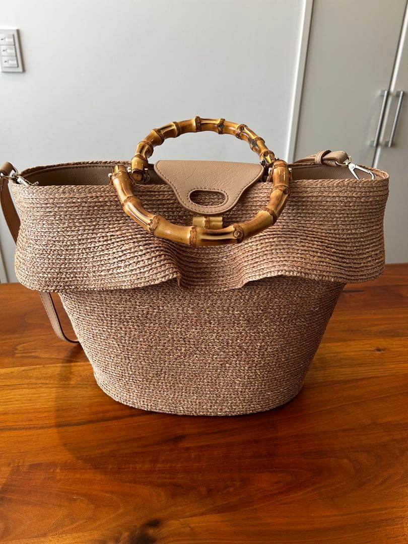 ヘレンカミンスキー　ラッフル　バッグ　2way