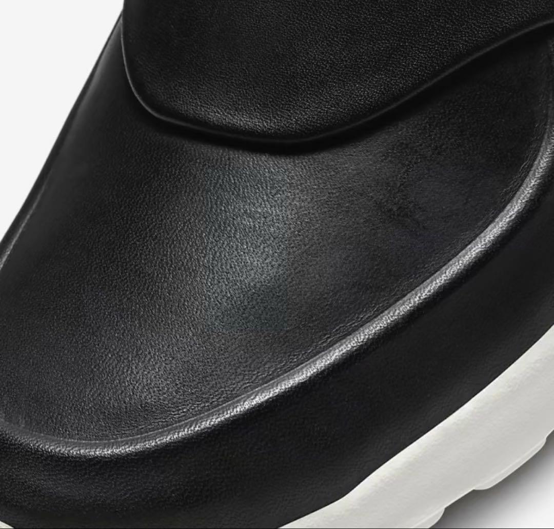 未使用 Nike AirMax Thea Midミドルカットスニーカー