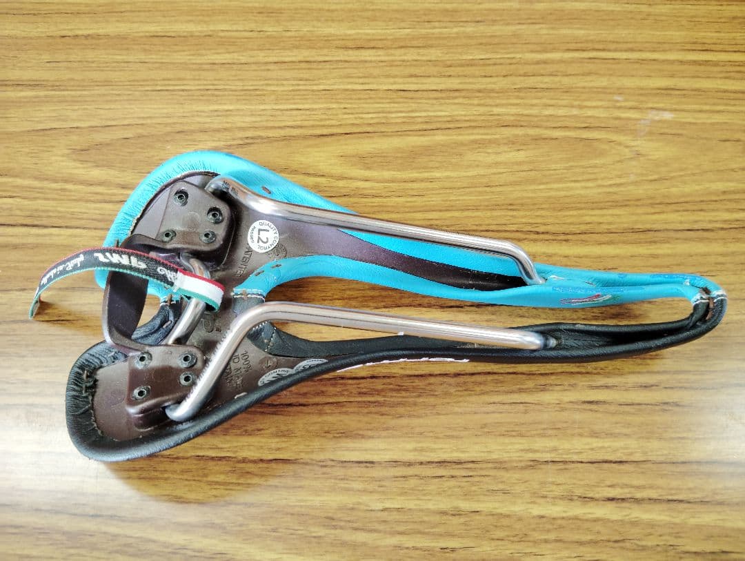 Selle SMP Forma Limited Edition サドル