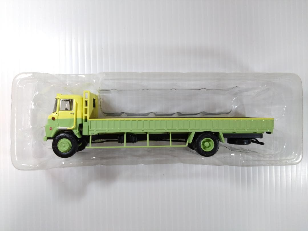 トミカリミテッドヴィンテージ LV-108b ニッサンディーゼル サングレイト