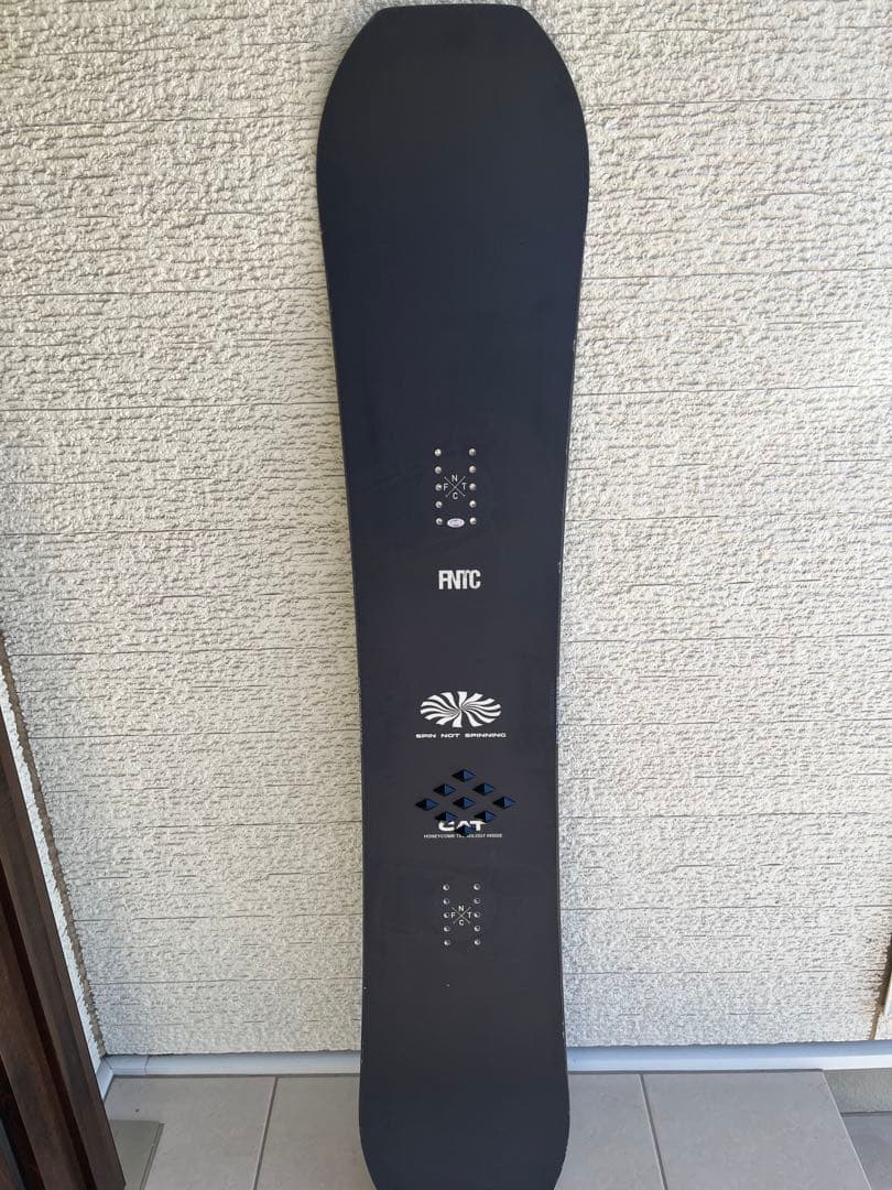 美品☆FNTC CAT スノーボード グラトリ