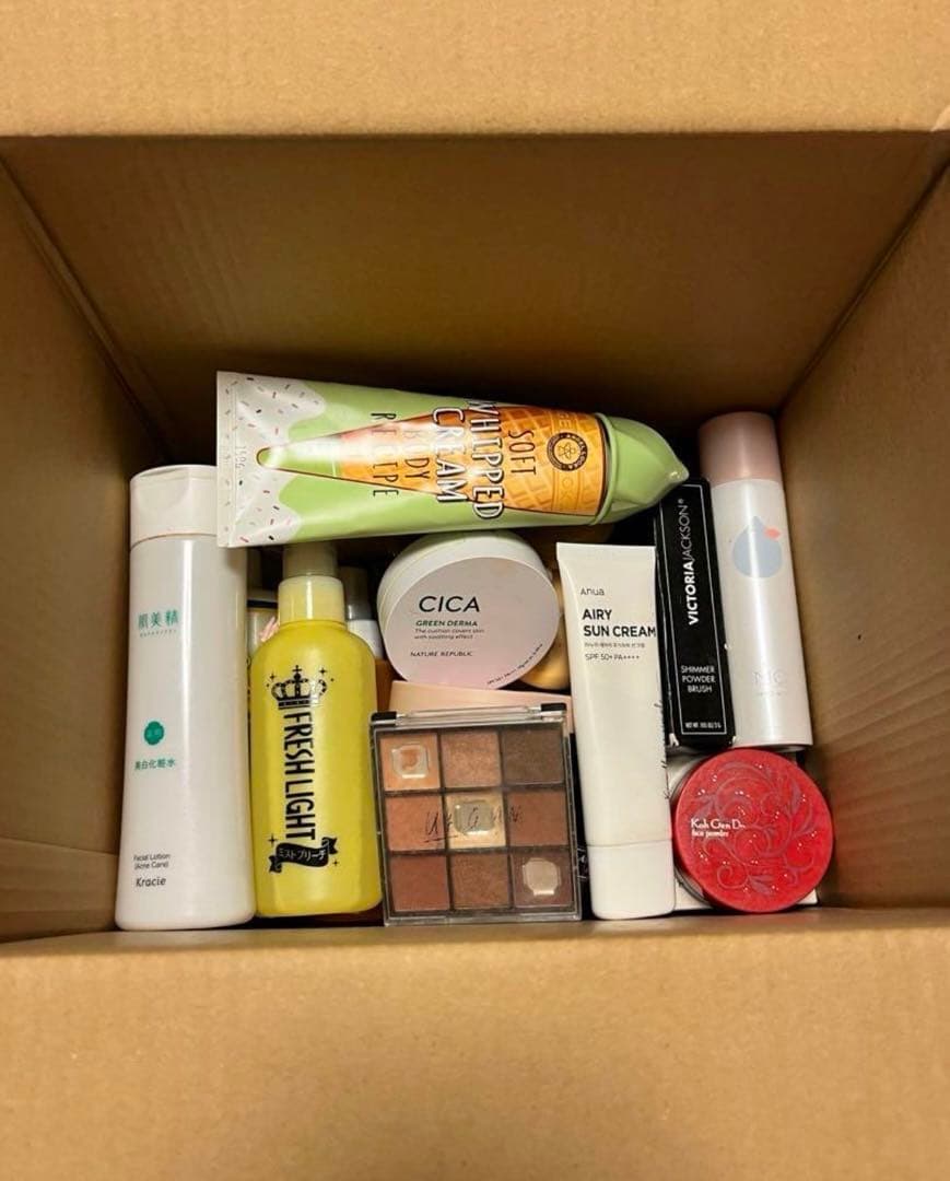 【化粧品大量まとめ売り】CHANEL NARS Dior コスメ約200点