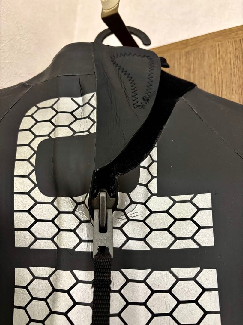 お値下げ中！値引きご相談ください！ dhb ブラック フルスーツ ウェットスーツ