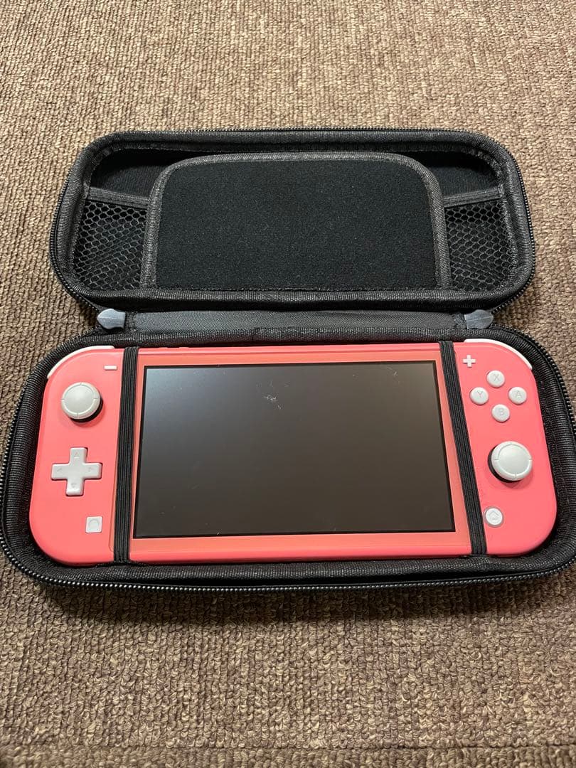 Nintendo Switch Lite コーラルピンク ピンク　ケース付き