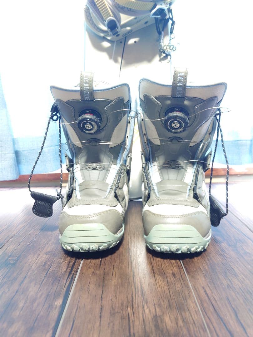 初心者向けスノーボードフルセット KILLER LOOP BOAブーツ24.5