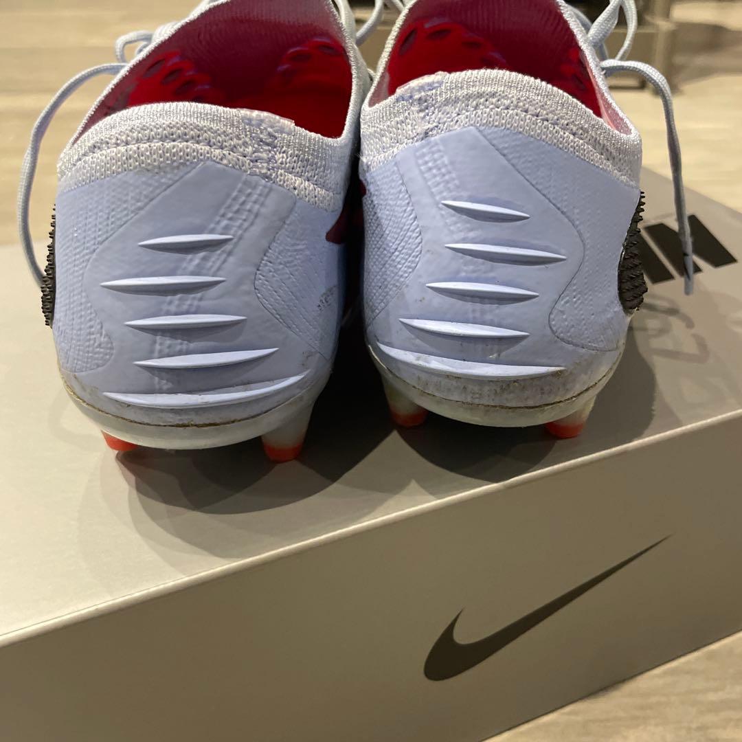 ヴ*チ様 ファントム6 LOW ELITE AG-PRO 26.0センチ