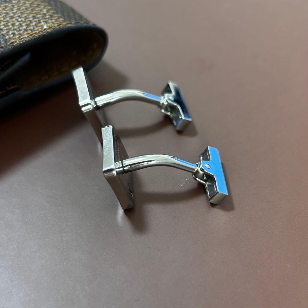 ルイヴィトン　カフスボタン