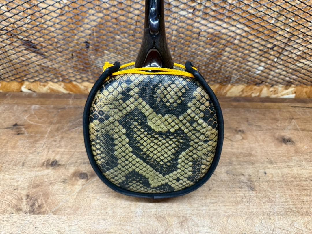 美品★沖縄三線★入門用★初心者向け★人工皮★合皮★三味線★琉球和楽器