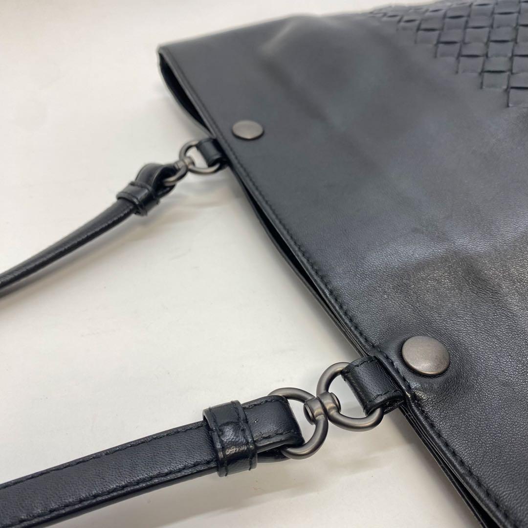 【美品】ボッテガヴェネタ ショルダーバッグ イントレチャート ブラック