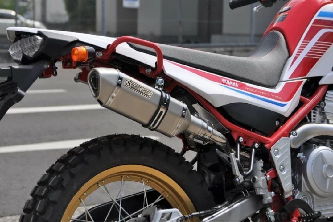 専用ヤマハ セロー250 トリッカー ソリッド異形 スリップオン SUSマフラー