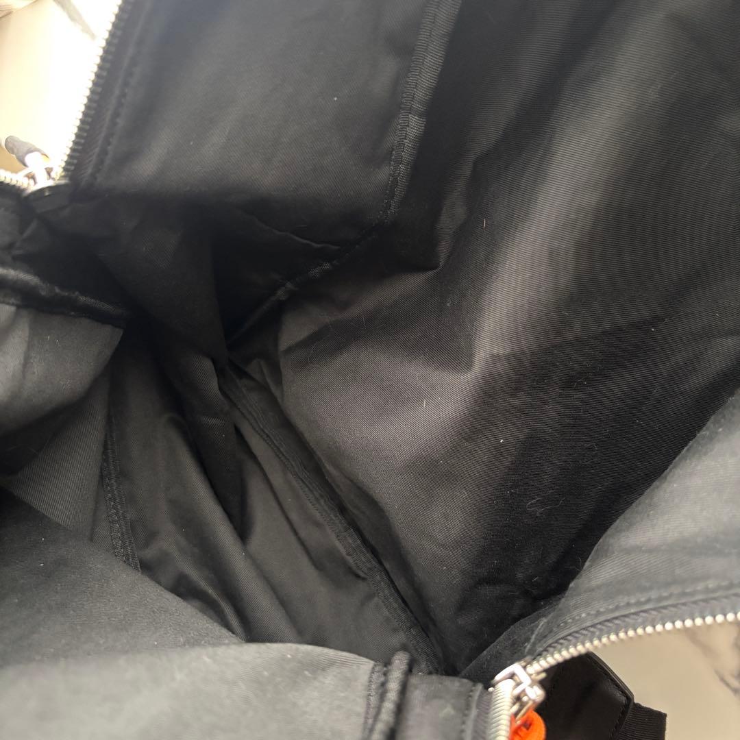 【美品】McQ アレキサンダーマックイーン　黒　リュック　カモフラ　バックパック