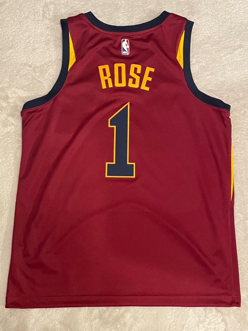 【販売終了レア品】NBA ユニフォーム バスケ デリックローズ ナイキ ジャージ