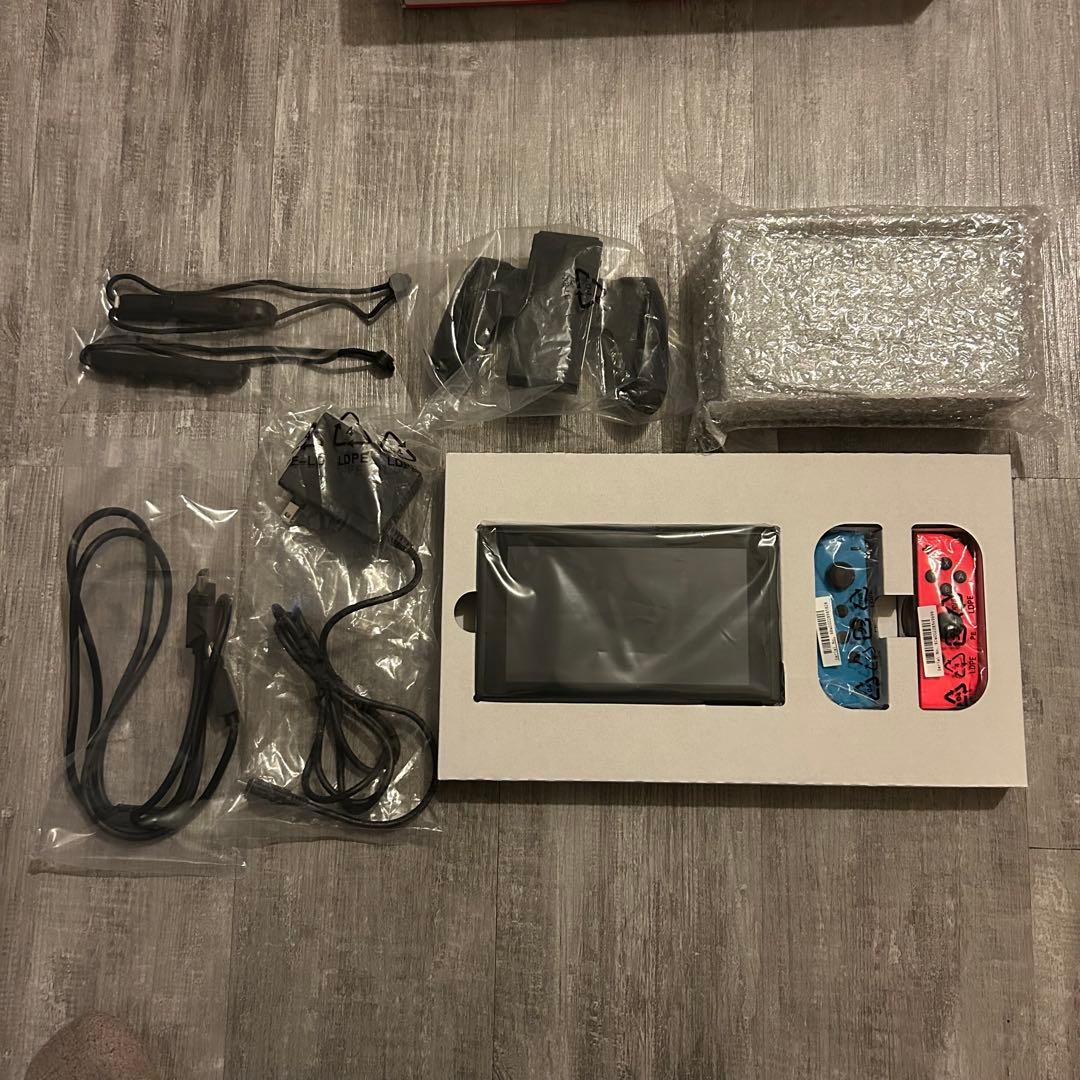 【新品未使用】Nintendo Switch 本体