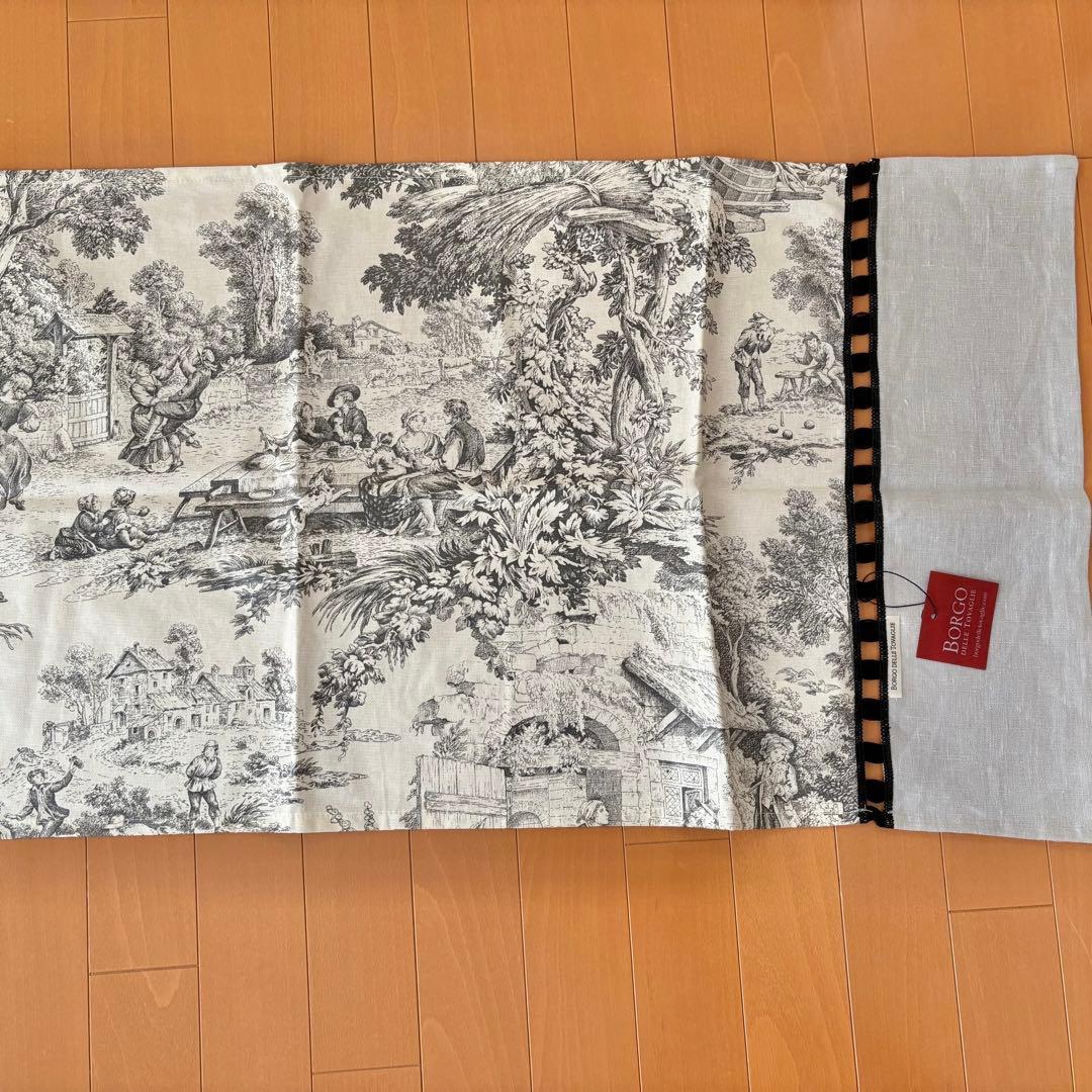 テーブルランナー　ボルゴデレトヴァーリェ　サラグレース