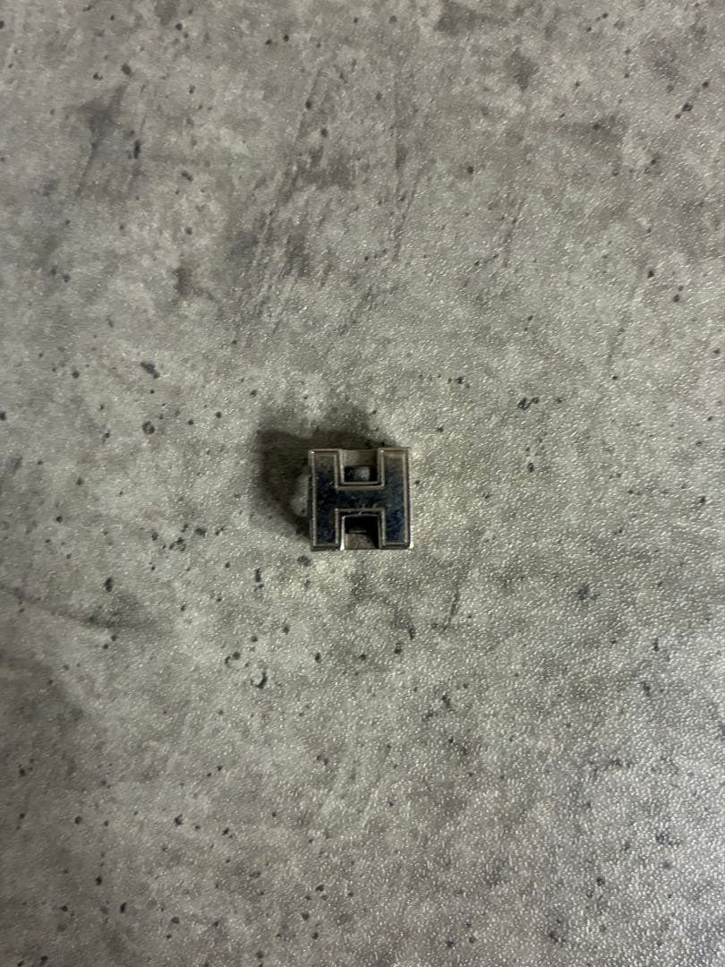 HERMESカージュドアッシュ Hキューブ ネックレス レディース シルバー 銀