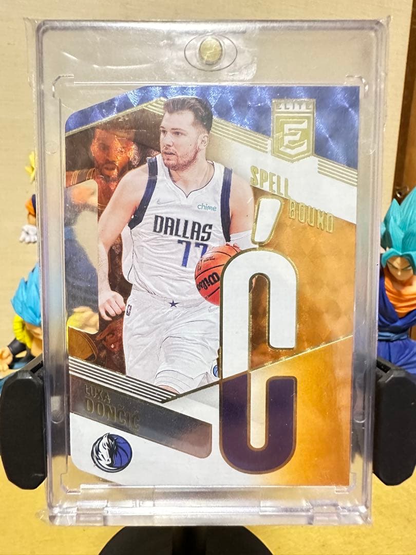 Luka Doncic Spell Bound カードセット