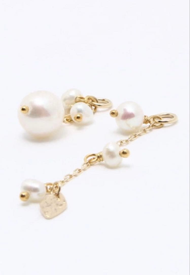 新品未使用　アガット　k10 パールとリーフのピアスチャーム　淡水パールチャーム