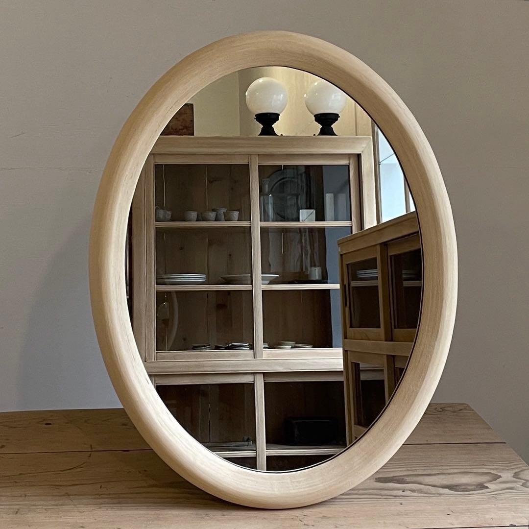 古い木枠オーバルミラー　壁付け　鏡　レトロ　ウォールミラー