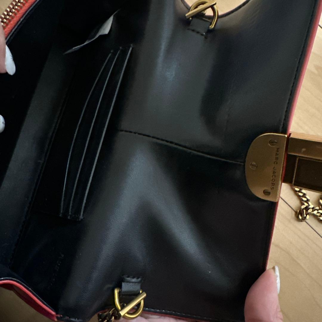 MARC JACOBS マークジェイコブス赤色ミニショルダーバッグ　ウォレット